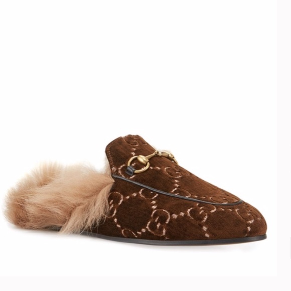 GUCCI PRINCETOWN VELVET GG SLIPPERS WITH LAMB FUR - Picture 1 of 15